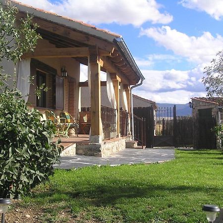 Balcon De Nut I y II Hostal Losana de Piron Exterior foto