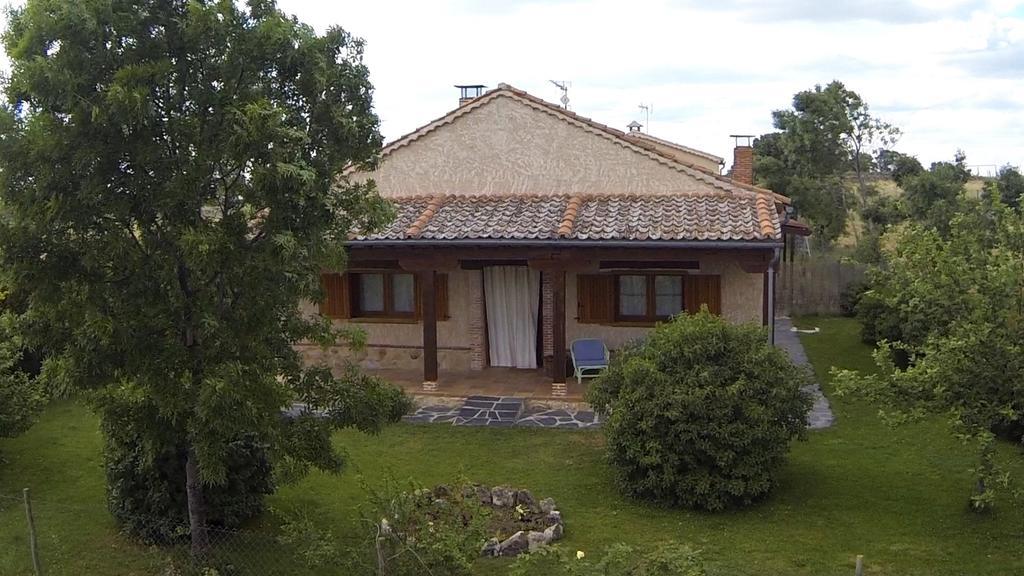 Balcon De Nut I y II Hostal Losana de Piron Exterior foto